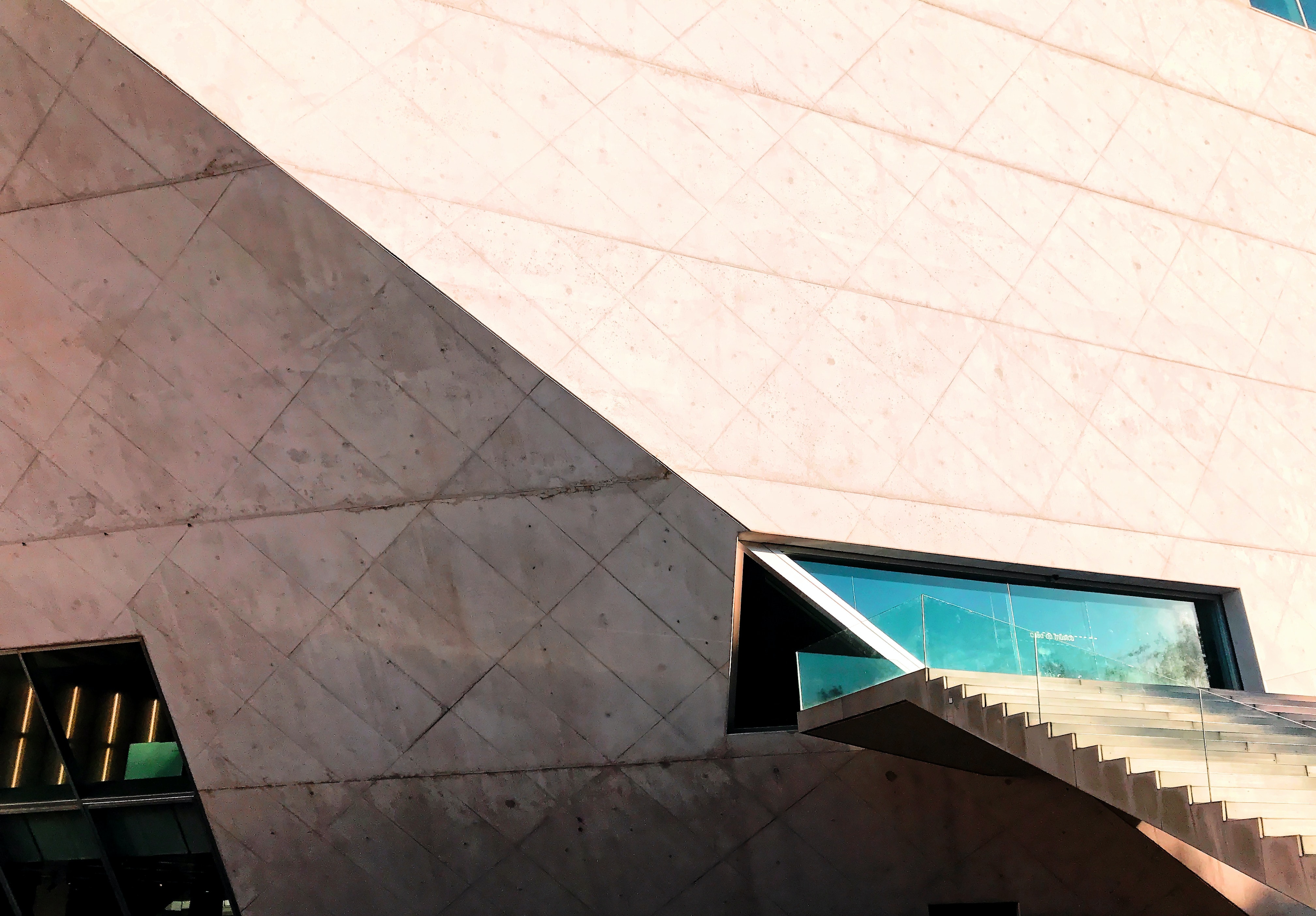 机器翻译靠谱吗?有什么机器翻译软件?