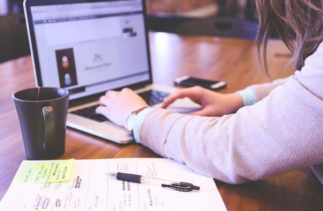 PDF文档怎么拆分?PDF文件拆分成多个文件的教程!