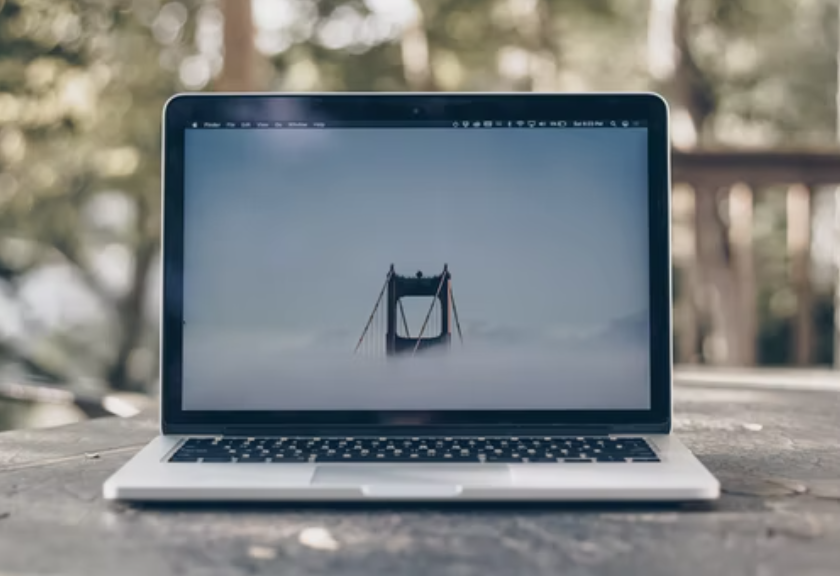 在高级PDF编辑器中pdf怎么合并？