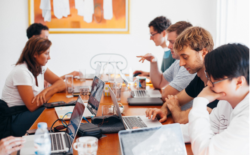 合并pdf操作步骤是什么？高级PDF编辑器是你的不二之选