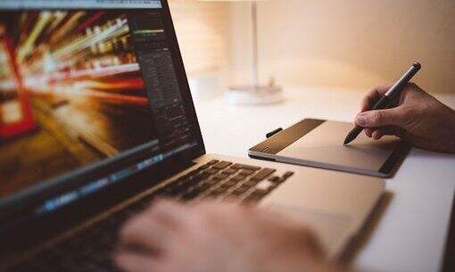 pdf 免费合并软件有何特点?高级PDF编辑器如何使用?