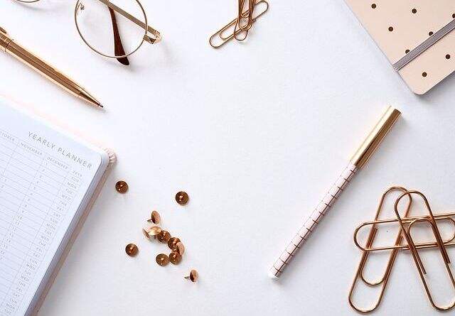 pdf转word 免费软件哪个好?不试试高级PDF编辑器吗?