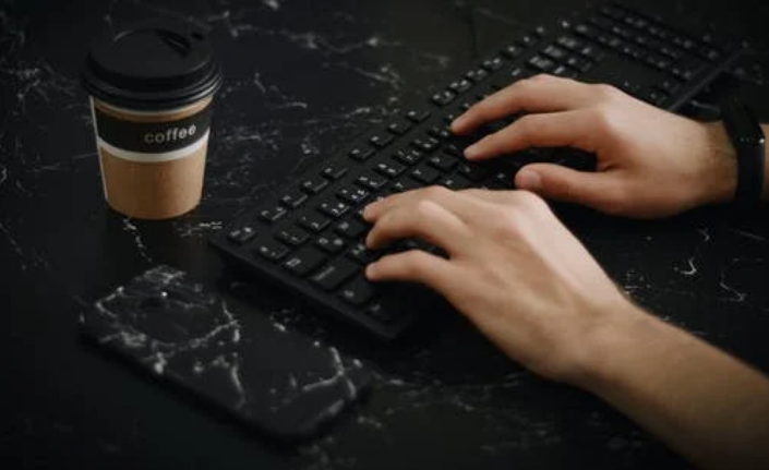 免费pdf转word转换器推荐哪款？高级PDF编辑器告诉你！