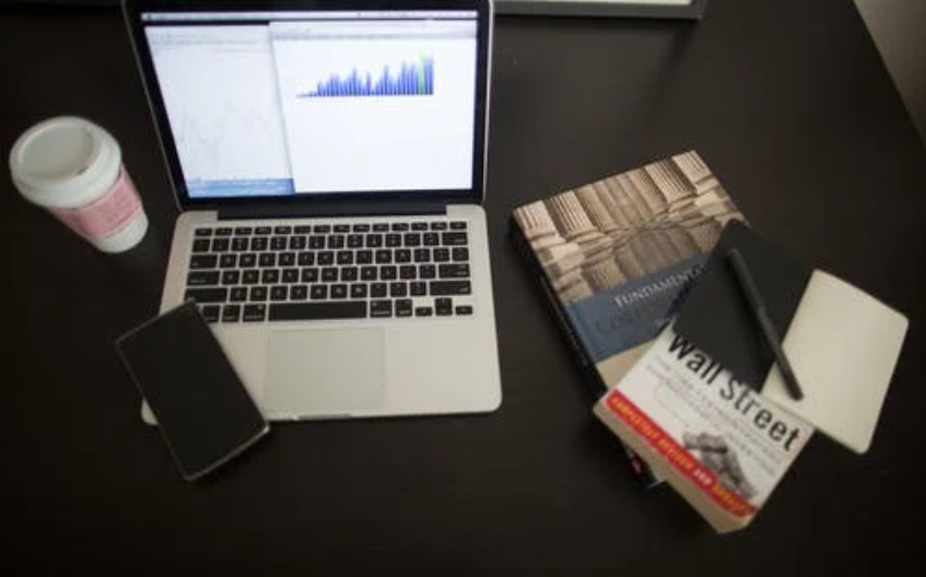 免费pdf合并工具有什么呢？一起来了解一下高级PDF编辑器吧