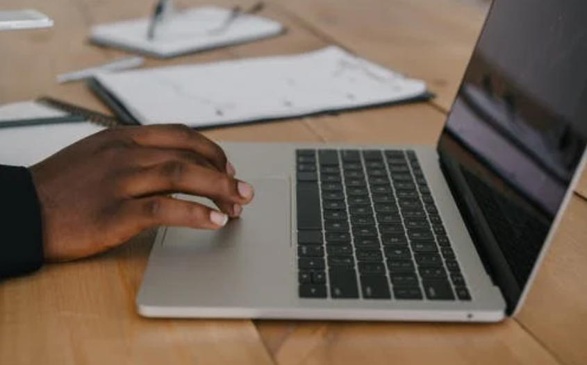 pdf文档压缩怎么操作更简便？试试高级PDF编辑器！