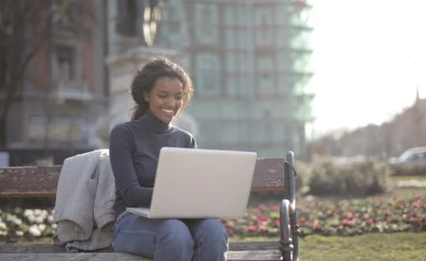 pdf转ppt免费的方法是什么呢？高级PDF编辑器有什么简单一点的方法吗？