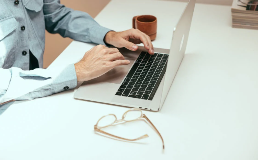 pdf如何转换成word？高级PDF编辑器有哪些强大的功能？