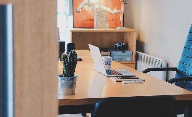 如何让pdf文件添加或删除页码？高级PDF编辑器有什么优点？