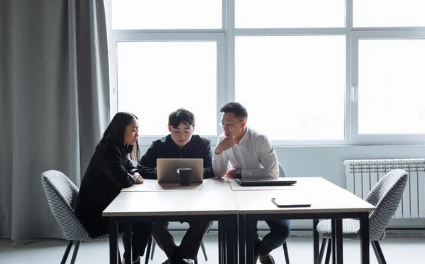 pdf格式怎么编辑？高级PDF编辑器有何性能？