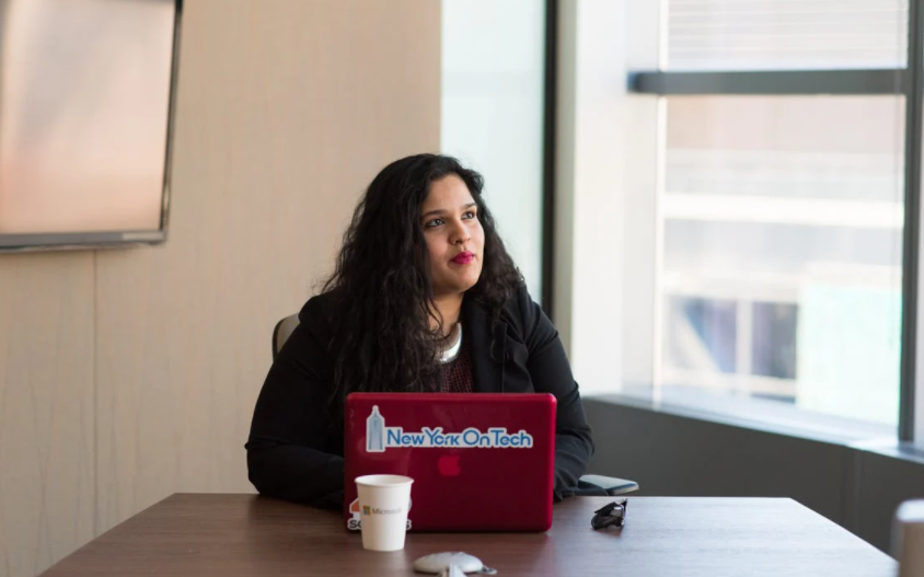 图片免费转换成pdf怎么转？高级PDF编辑器给出了相应的解答