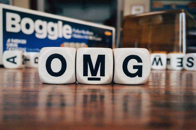 如何给pdf文档交换页面？来试试高级PDF编辑器吧！