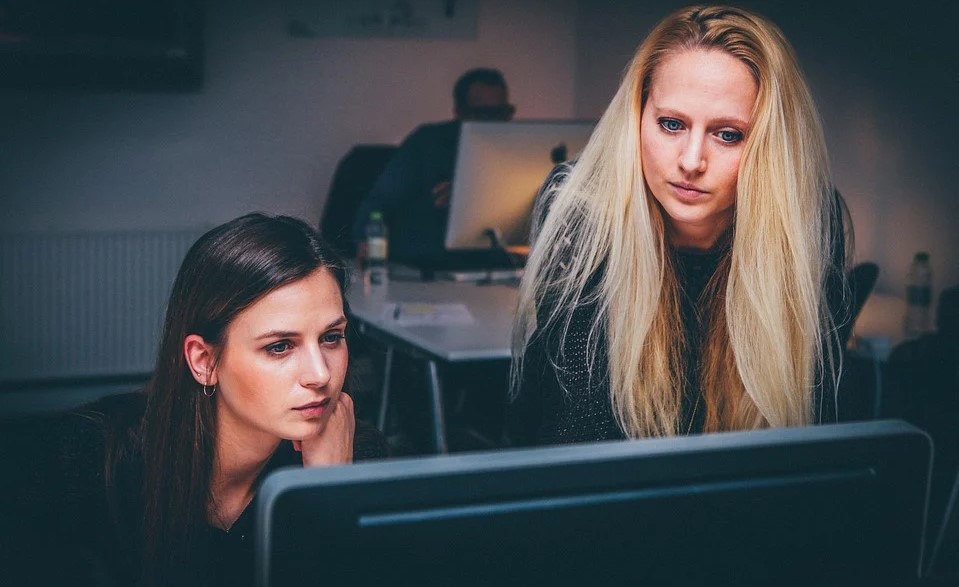 手机变身扫描仪，图片转文字其实很简单！