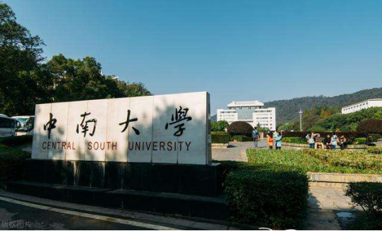 大学教授：如何使用PDF编辑器APP让学习办公效率提升100%