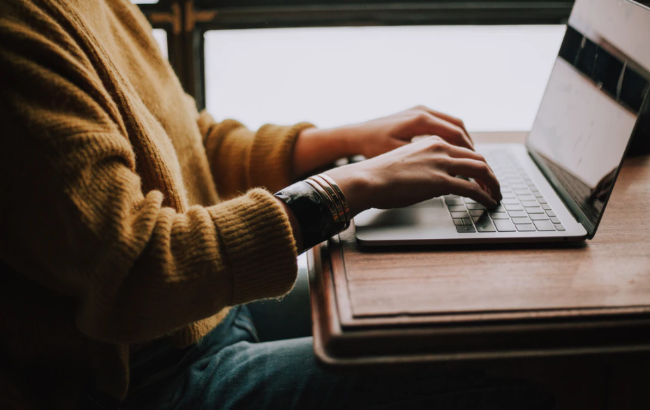 PDF编辑器：如何把纸质文件转换为可编辑PDF文件?PDF来教你!