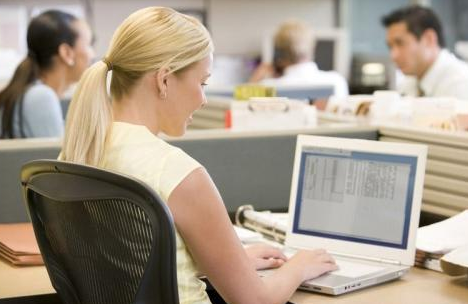 PDF文字高亮怎么加?高亮颜色要多一点!