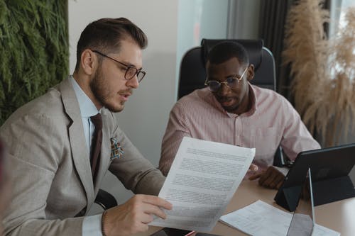 如何在PDF文档内添加使用电子书签?本教程助您一臂之力